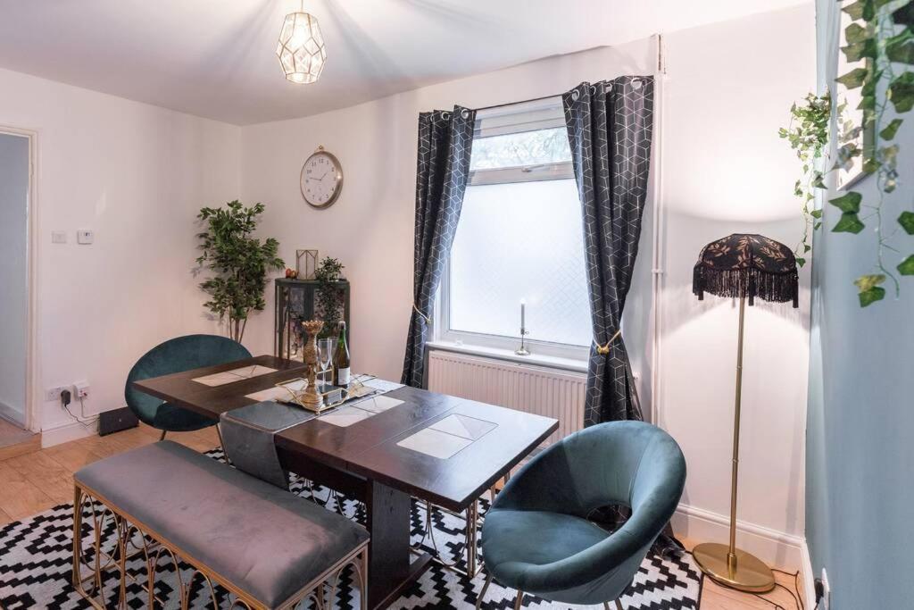 The Gatsby - Beautiful Spacious Central House Кардиф Екстериор снимка