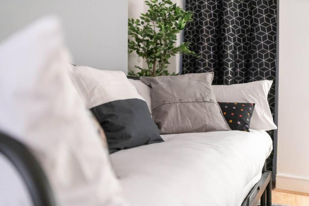 The Gatsby - Beautiful Spacious Central House Кардиф Екстериор снимка